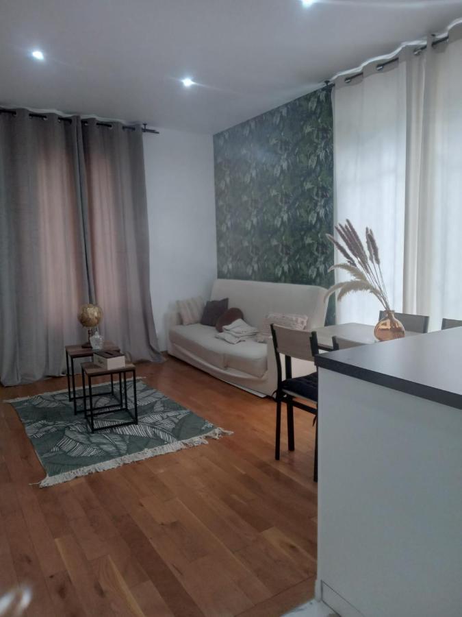Joli Appartement De Vacances Écouen Εξωτερικό φωτογραφία