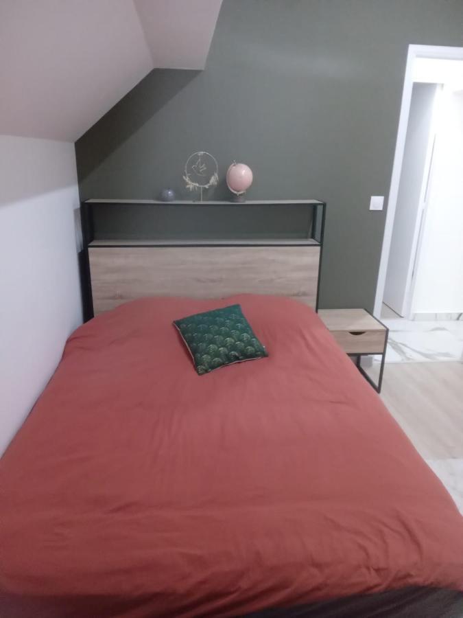 Joli Appartement De Vacances Écouen Εξωτερικό φωτογραφία