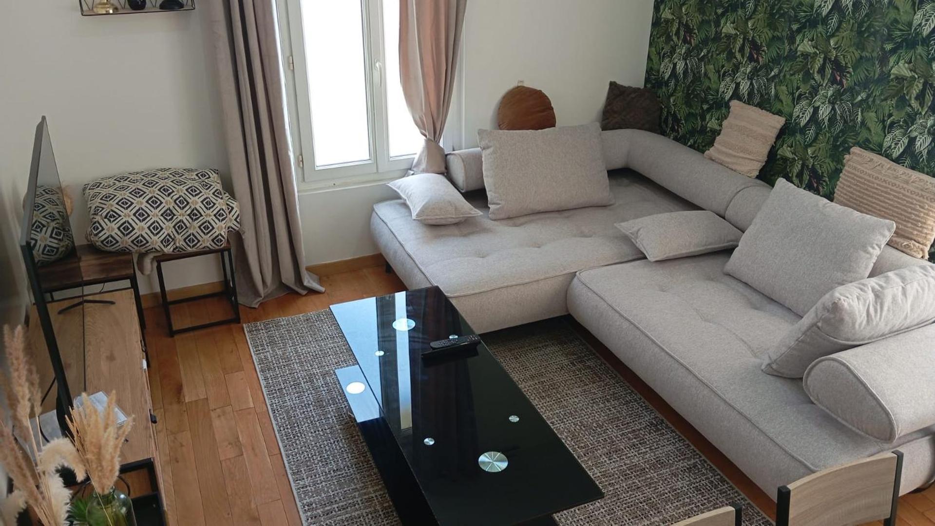 Joli Appartement De Vacances Écouen Εξωτερικό φωτογραφία
