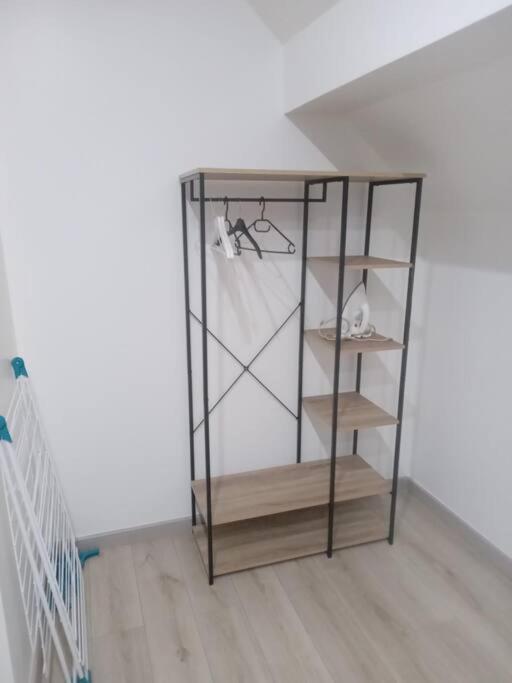 Joli Appartement De Vacances Écouen Εξωτερικό φωτογραφία