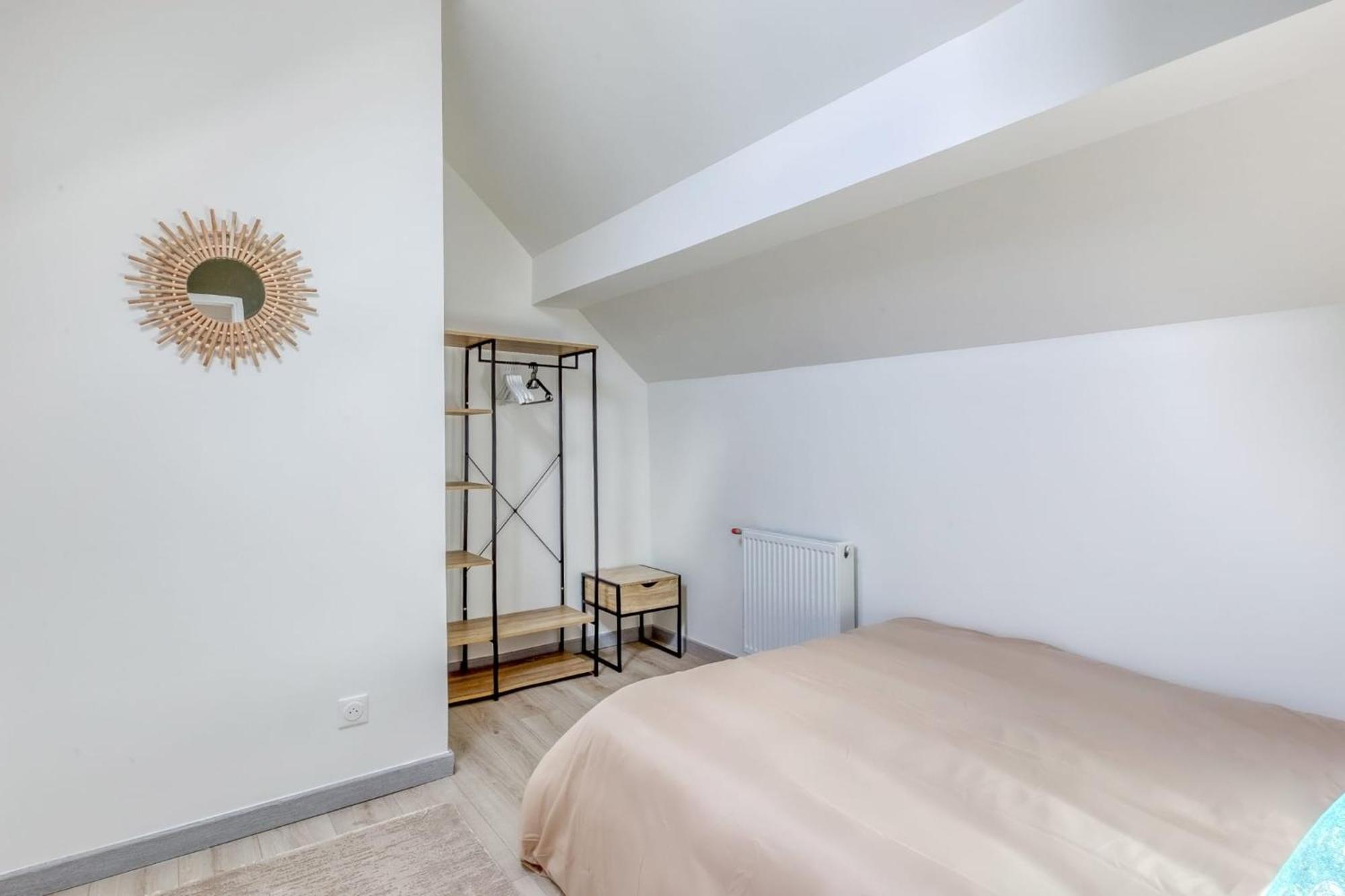 Joli Appartement De Vacances Écouen Εξωτερικό φωτογραφία